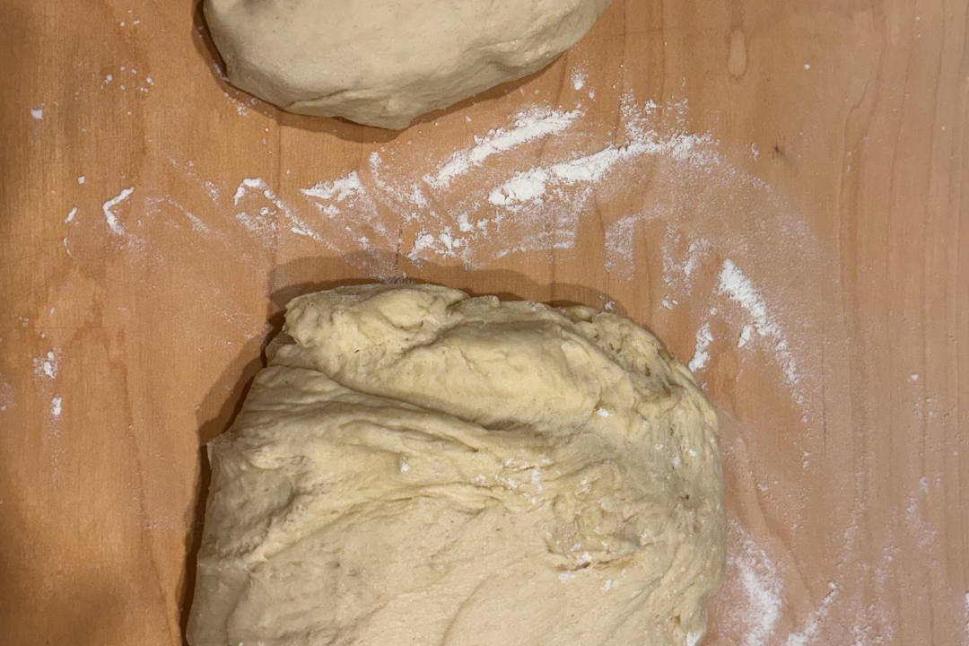 Hefeteig für die Neujahrsbrezel